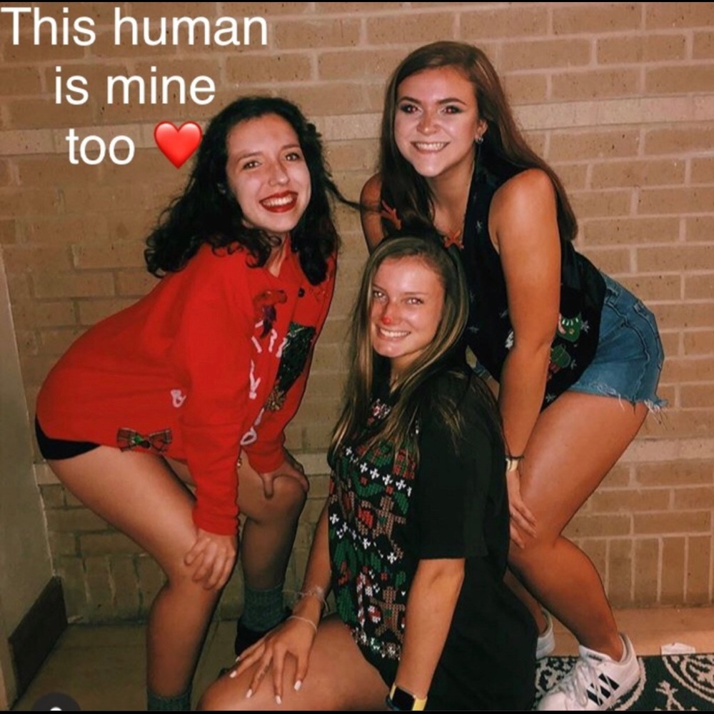 ALMOST 300K! PLEASE HELP xo LIKE NEW TILE ❤️ 🐶🍀 - Picture 7 of 10